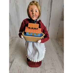 Byers Choice woman ark caroler religious Xmas decor home